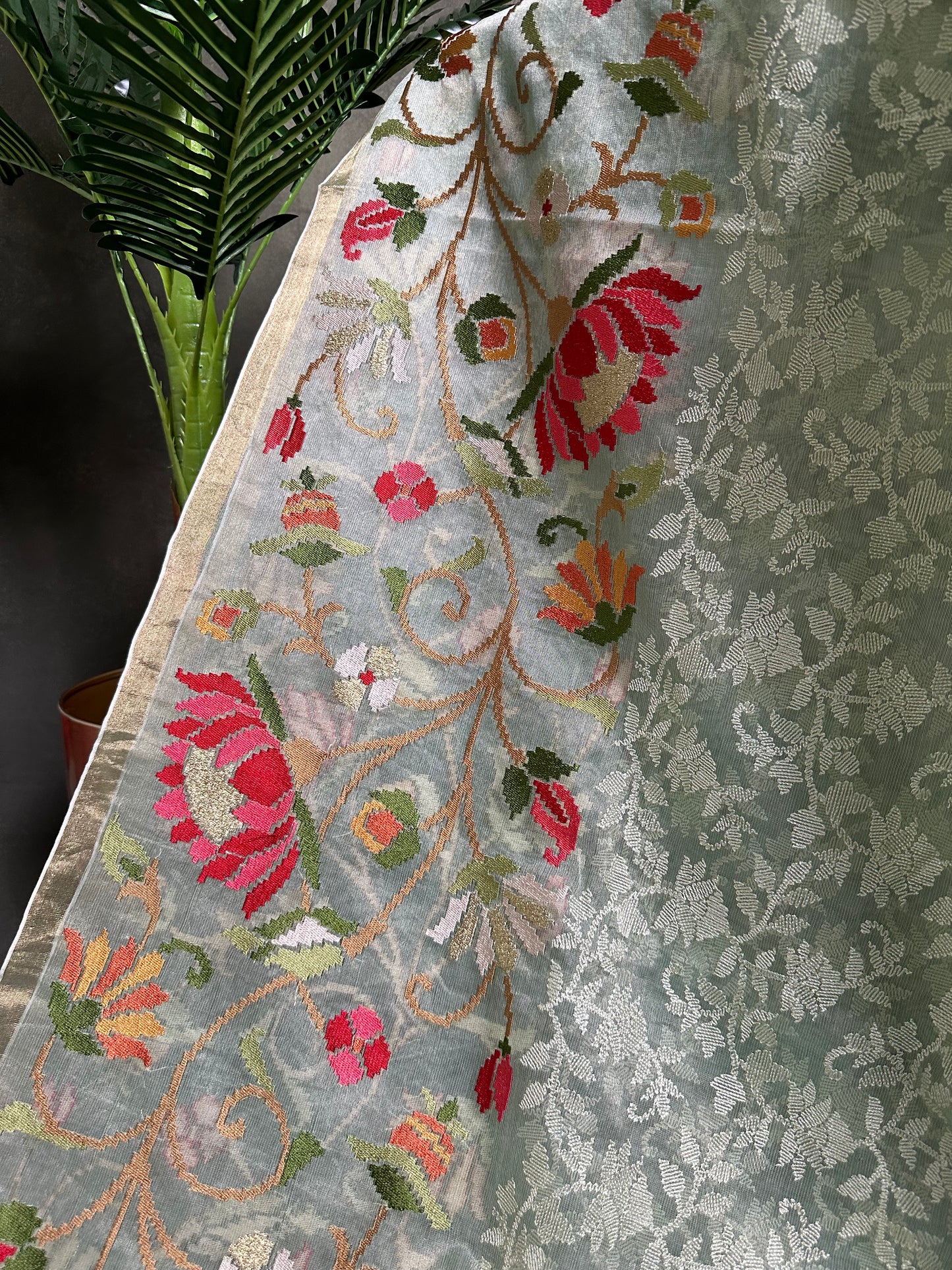 Pista Green Tissue Floral Skirt Border Embroidery Saree