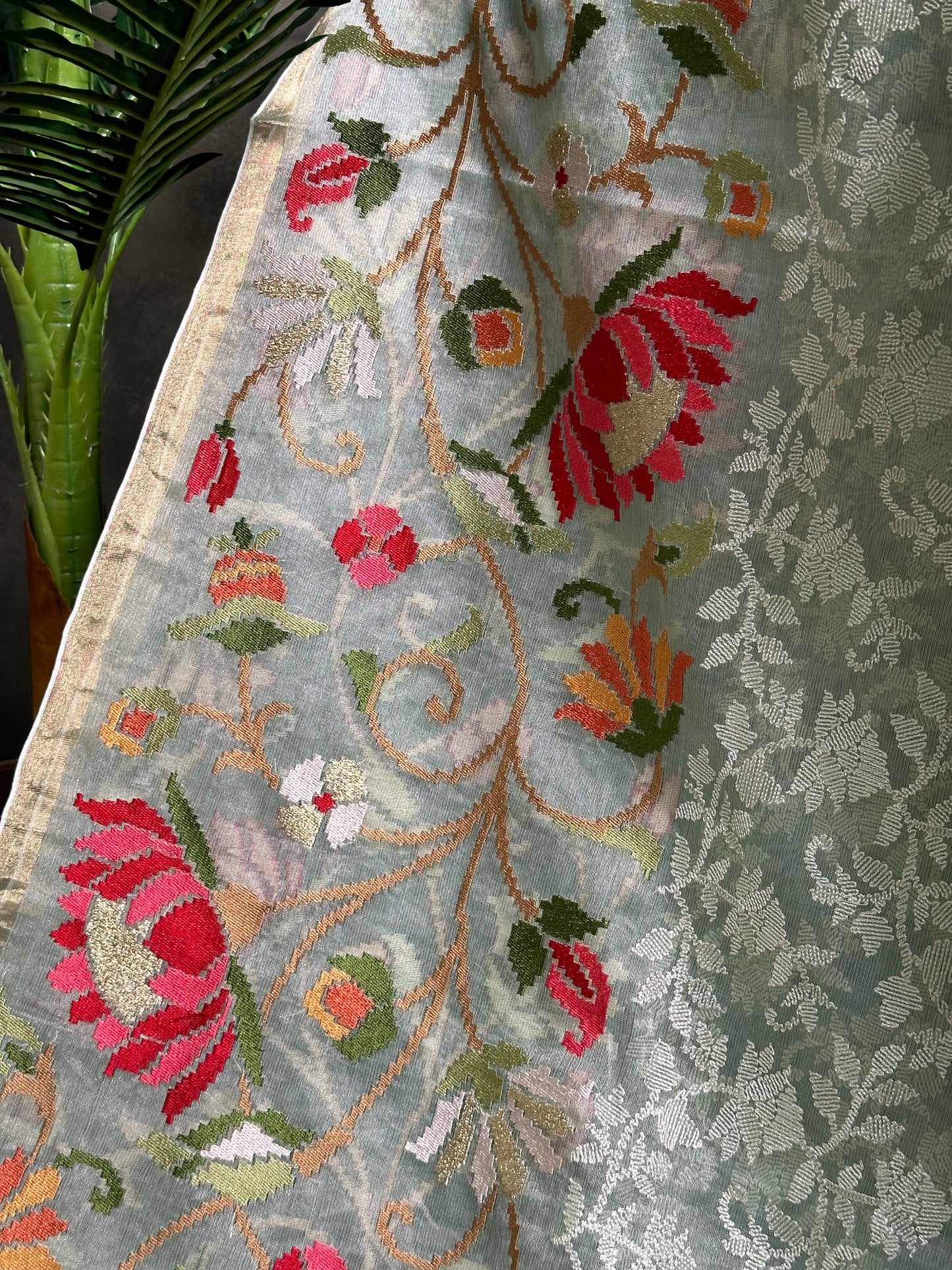 Pista Green Tissue Floral Skirt Border Embroidery Saree